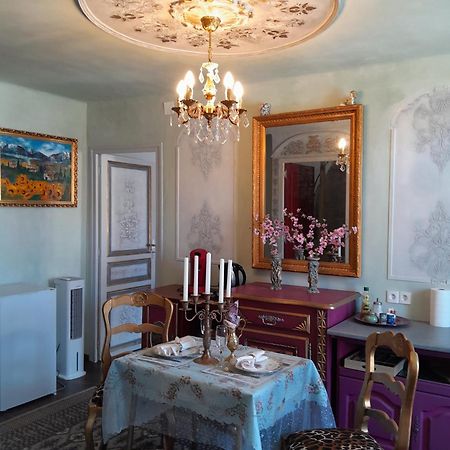 Appartement De Ville Medievale Vinca エクステリア 写真