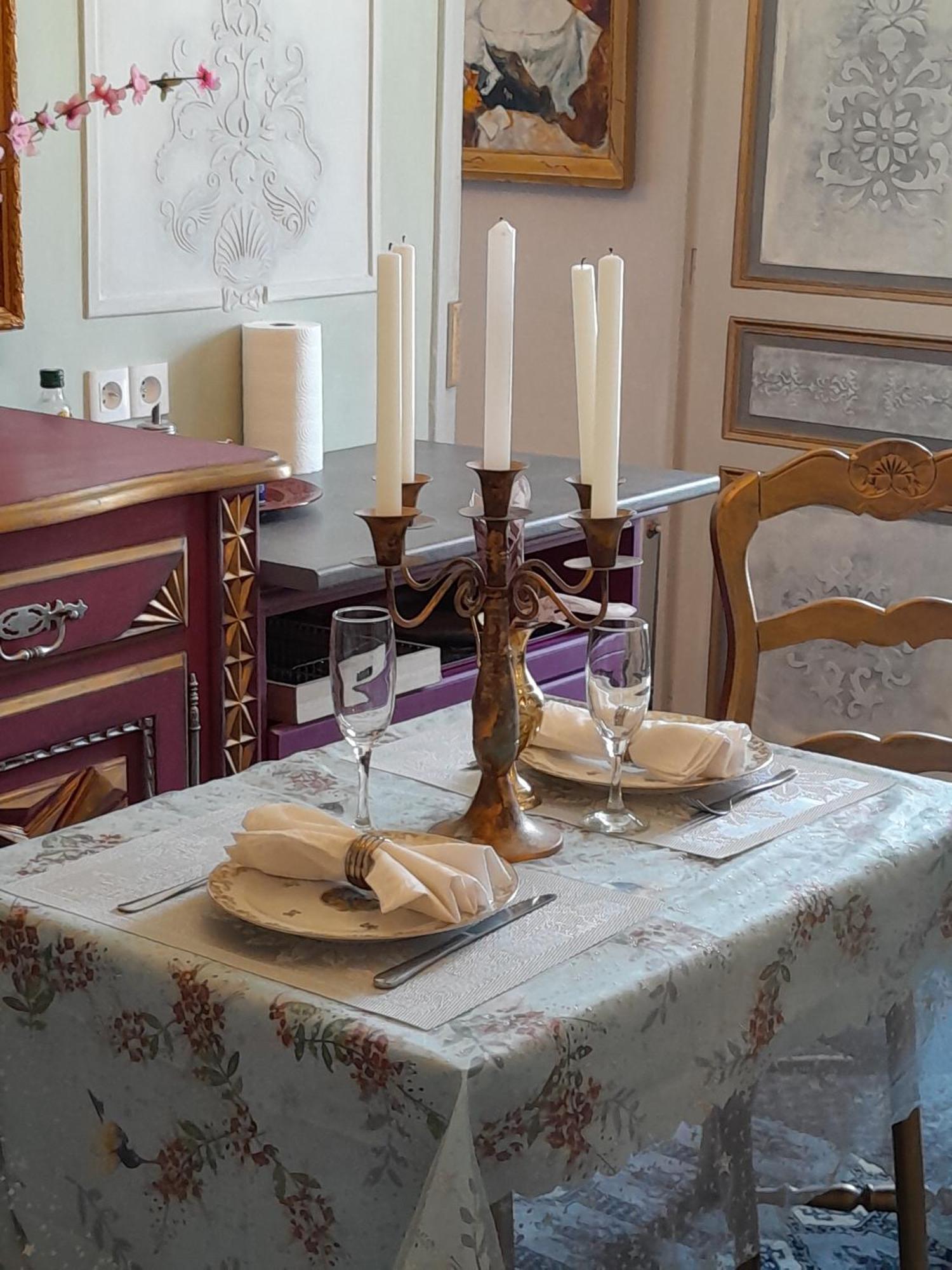 Appartement De Ville Medievale Vinca エクステリア 写真